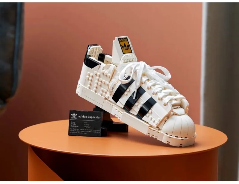 LEGO 10282 Adidas Originals Superstar