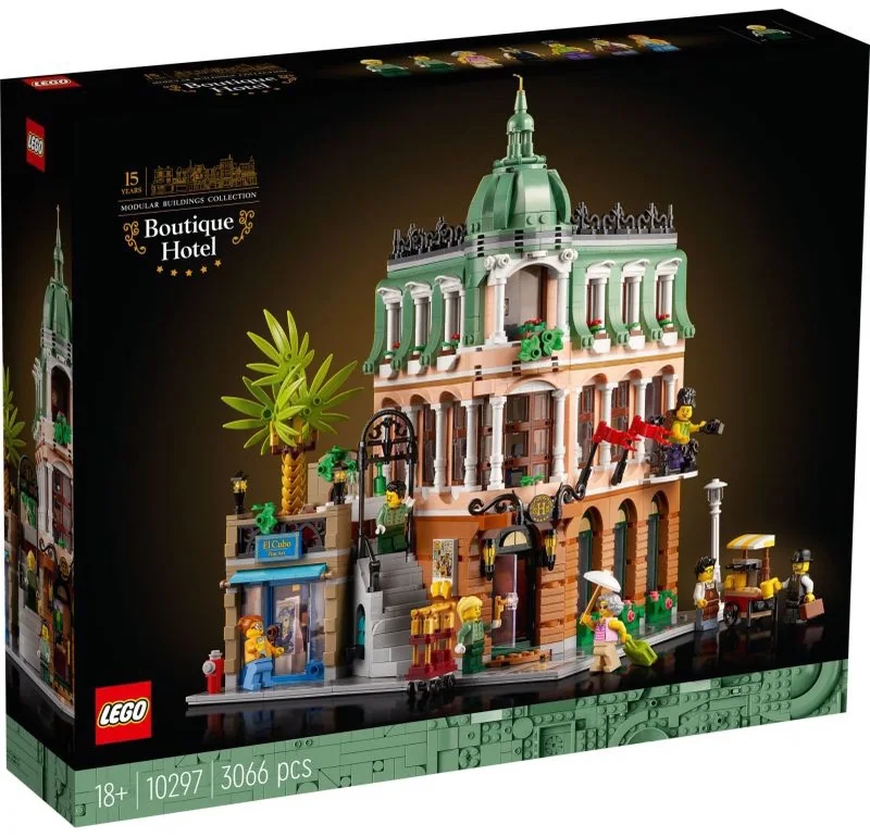 LEGO Icons 10297 Boutique Hotel — Modular Buildings
